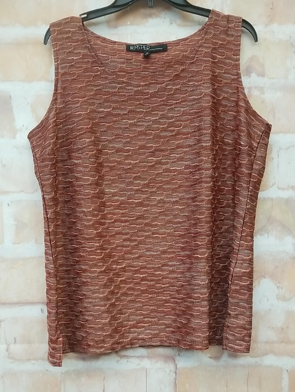 Kasper Women's Textured Sleeveless Top in Rust Brown